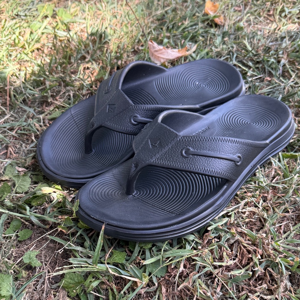 Sperry Black women’s Sandals